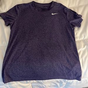 THE NIKE TEE DRI-FIT